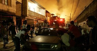Bushfires threatening homes in Australia's Brisbane